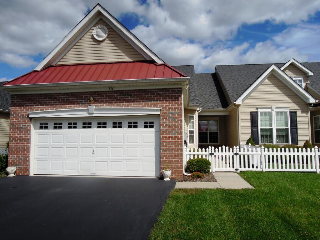 Cheri Savini IRON VALLEY REAL ESTATE Quakertown PA 18951 6102176420